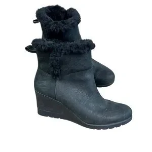 UGG Shoes Ugg Devorah Ankle Boots Black Suede Wedge Sz
